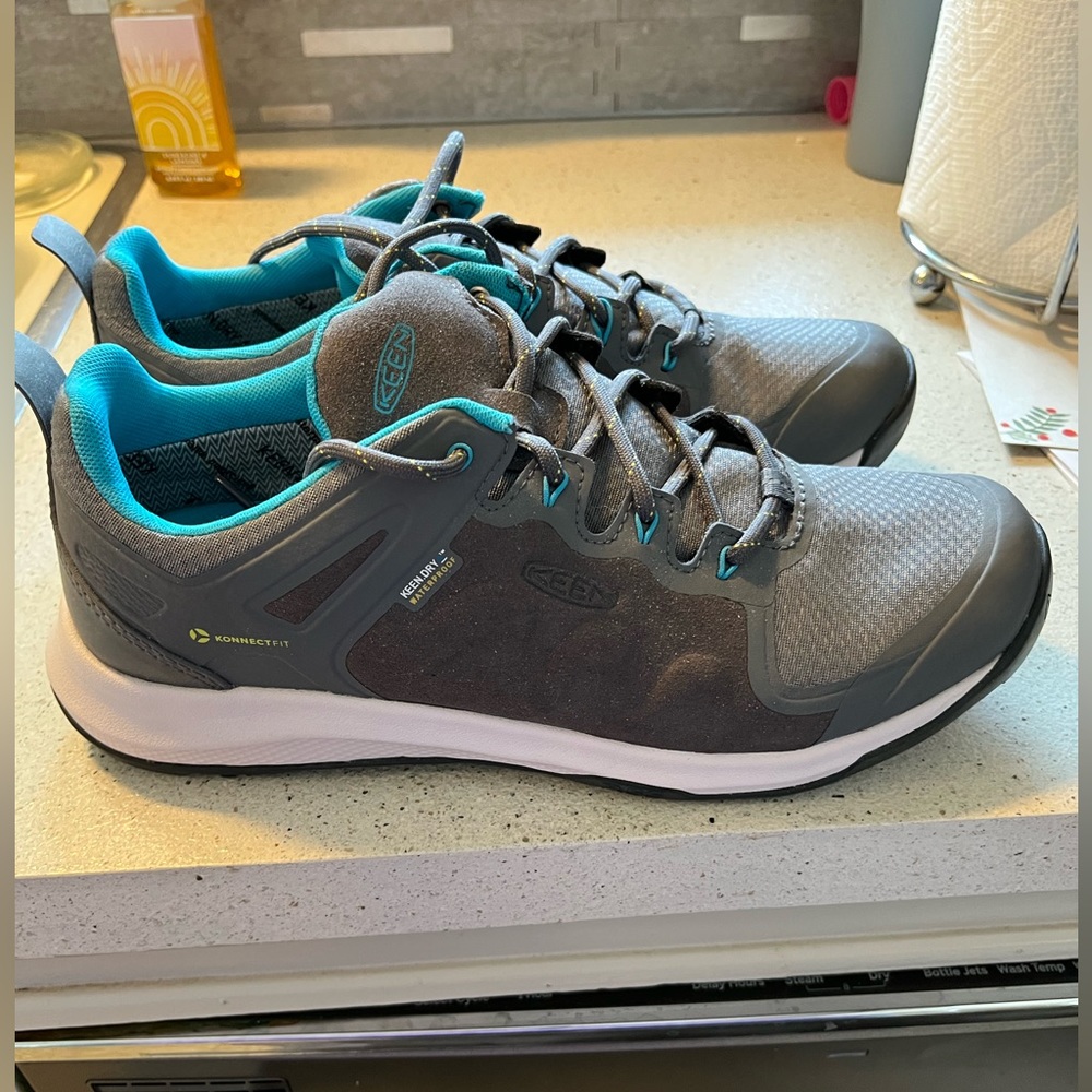 Keen shoes